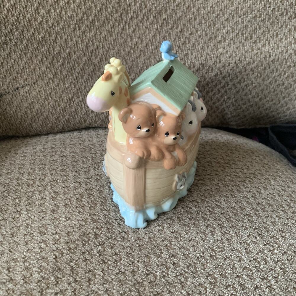 Precious Moments Noahs Ark Porcelain Coin Bank Overflowing With Love 2017 - Picture 2 of 10